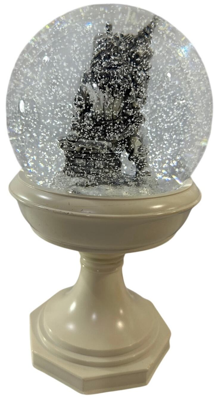 Costco Large Lighted Holiday Water Snow Globe w/ Silver Tone Santa in Chimney